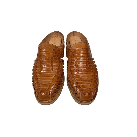 NWOT VERY VOLATILE Los Angeles Beliza Huaraches Slip On, Tan, Size 10 - Picture 1 of 11